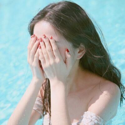 武井咲（饰 神谷熏） - 游戏直播实时在线观看 - 客户端看视频